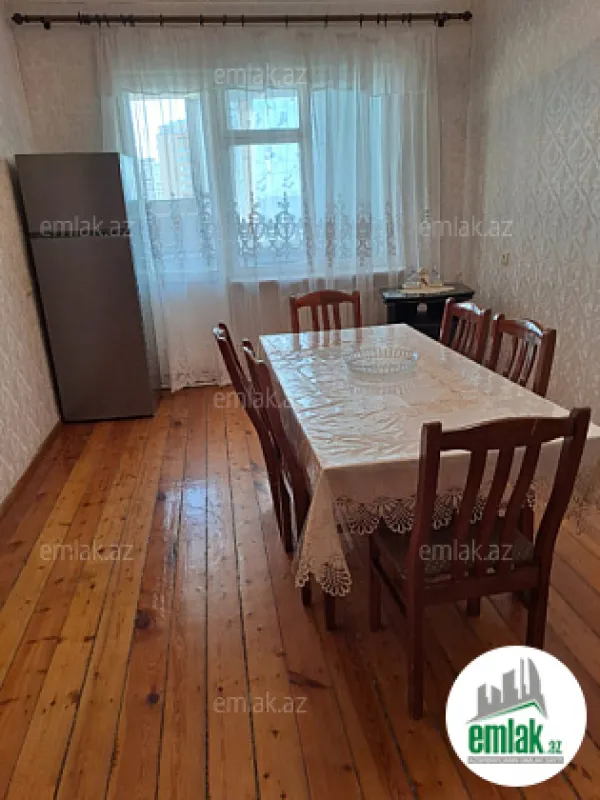 Satılır 2 otaqlı köhnə tikili 60 m²