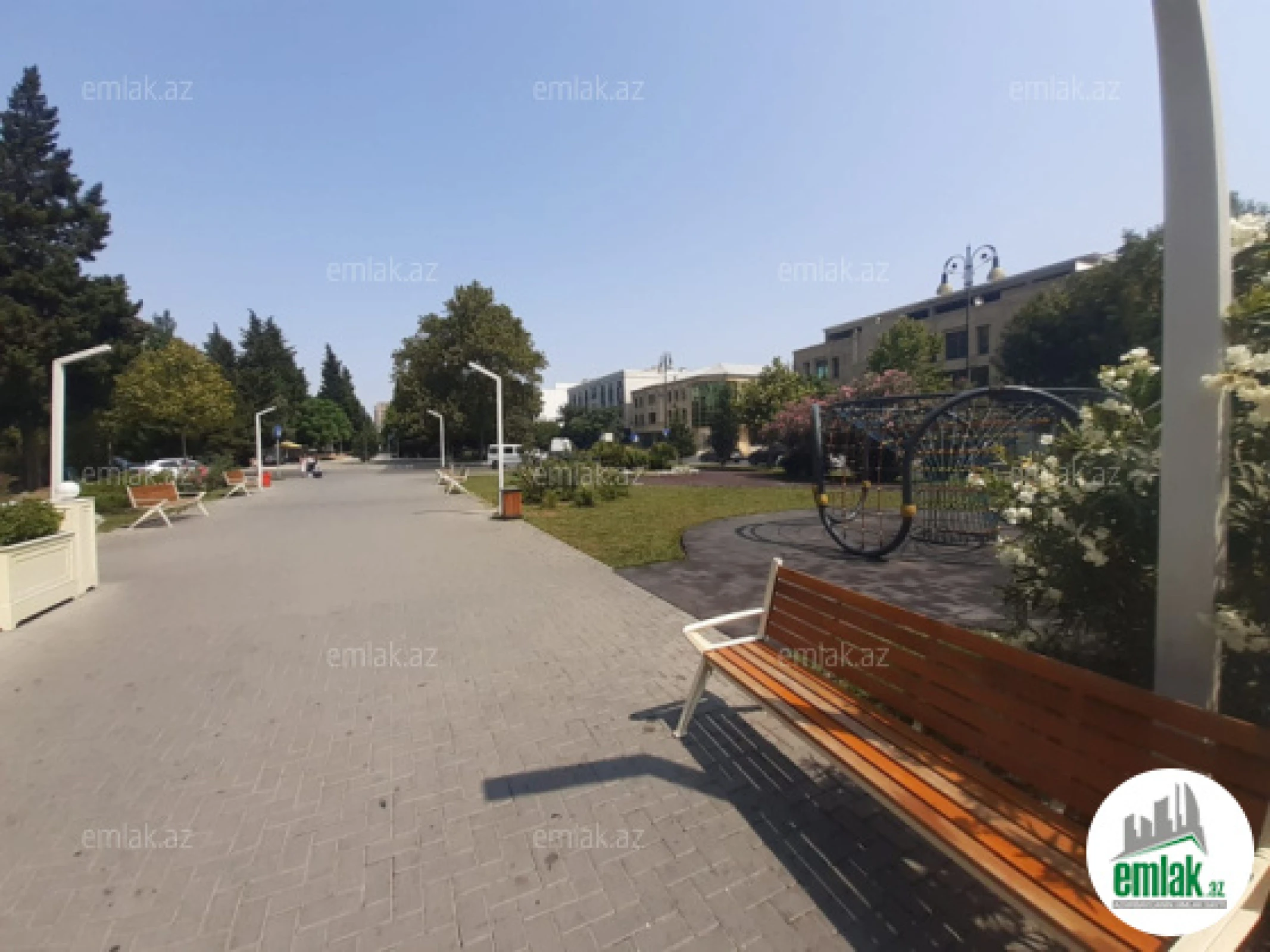 Satılır 2 otaqlı köhnə tikili 60 m²