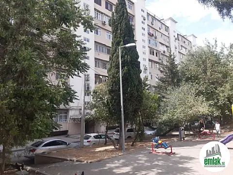 Satılır 2 otaqlı köhnə tikili 60 m² — Bakı, Nizami 2 otaq 60.00 m²