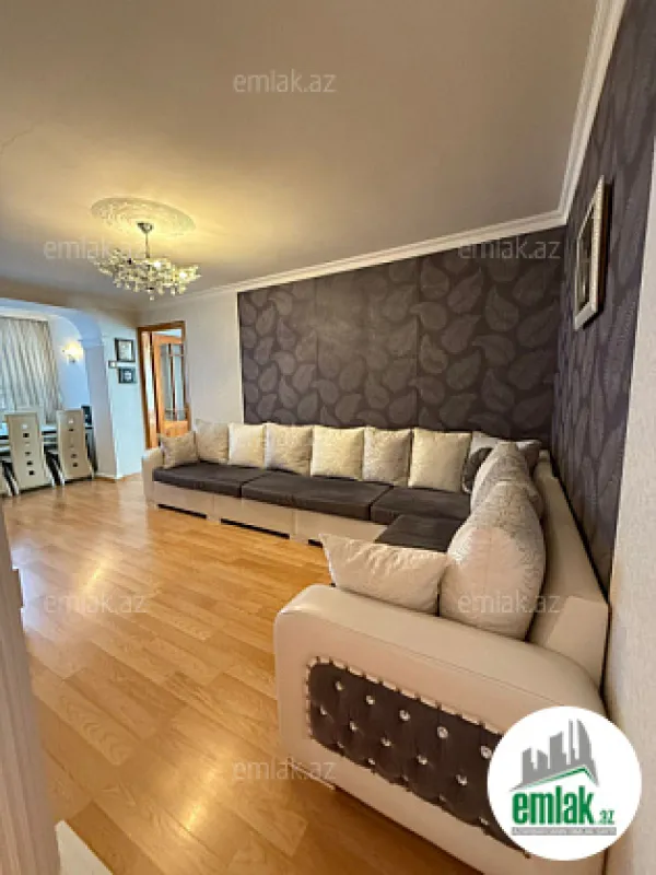 Satılır 2 otaqlı köhnə tikili 55 m²