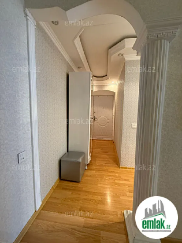 Satılır 2 otaqlı köhnə tikili 55 m²