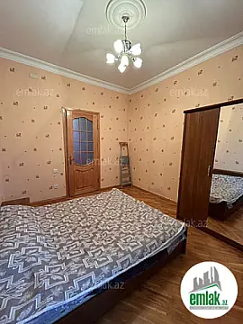 Satılır 3 otaqlı köhnə tikili 75 m²