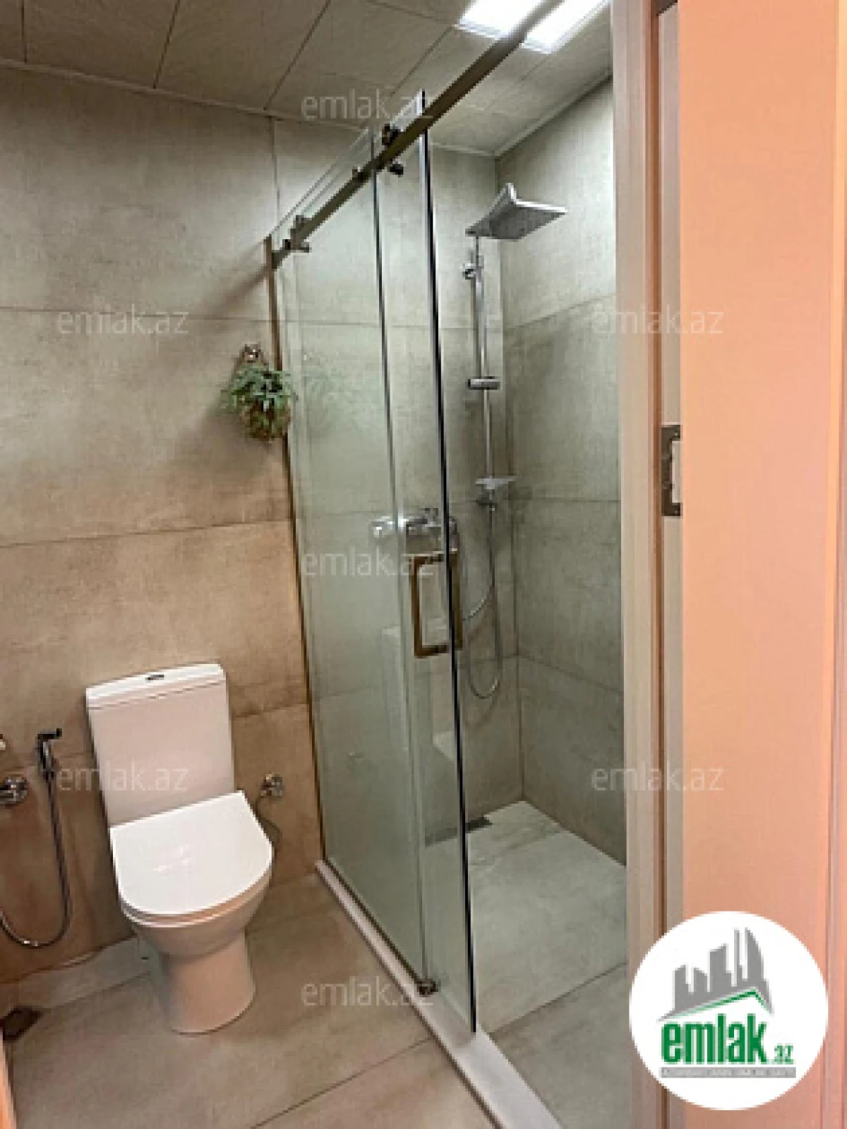 Satılır 2 otaqlı yeni tikili 55 m²