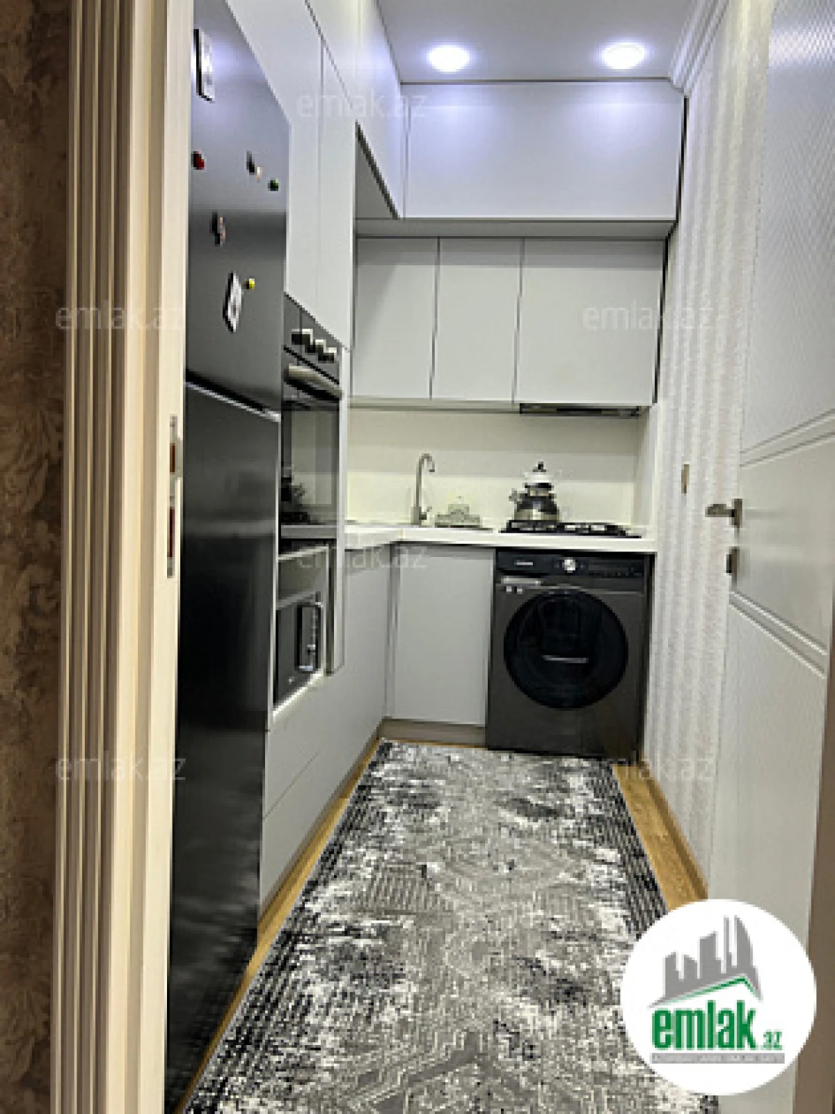 Satılır 2 otaqlı yeni tikili 65 m²