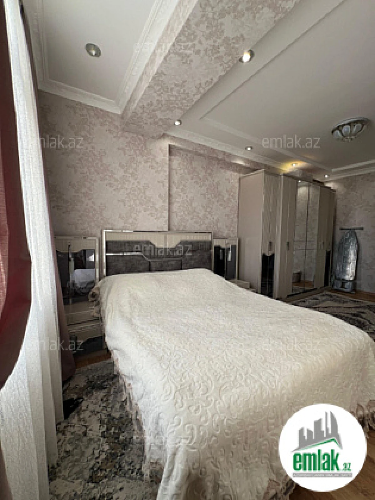 Satılır 2 otaqlı yeni tikili 65 m²