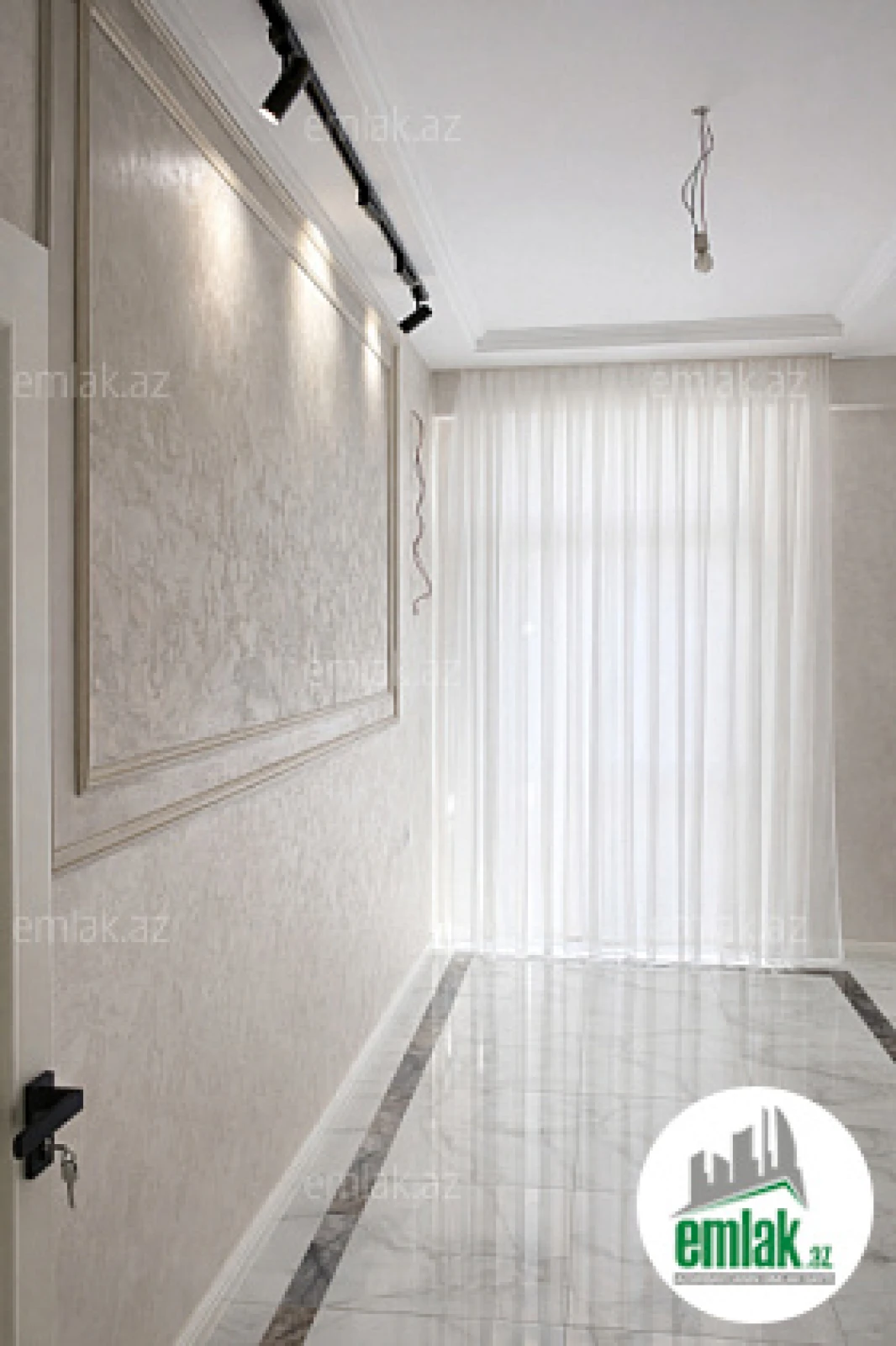 Satılır 3 otaqlı yeni tikili 105 m²