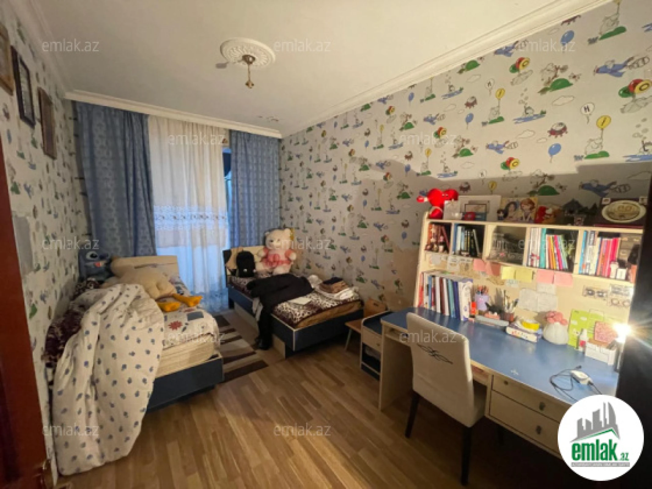 Satılır 4 otaqlı köhnə tikili 105 m²