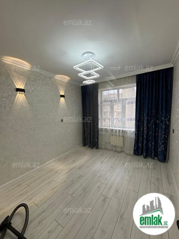 Satılır 2 otaqlı köhnə tikili 55 m²