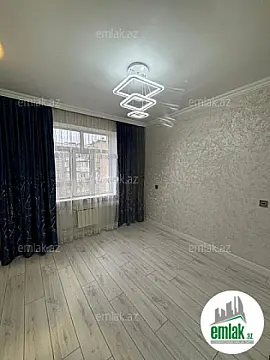 Satılır 2 otaqlı köhnə tikili 55 m²