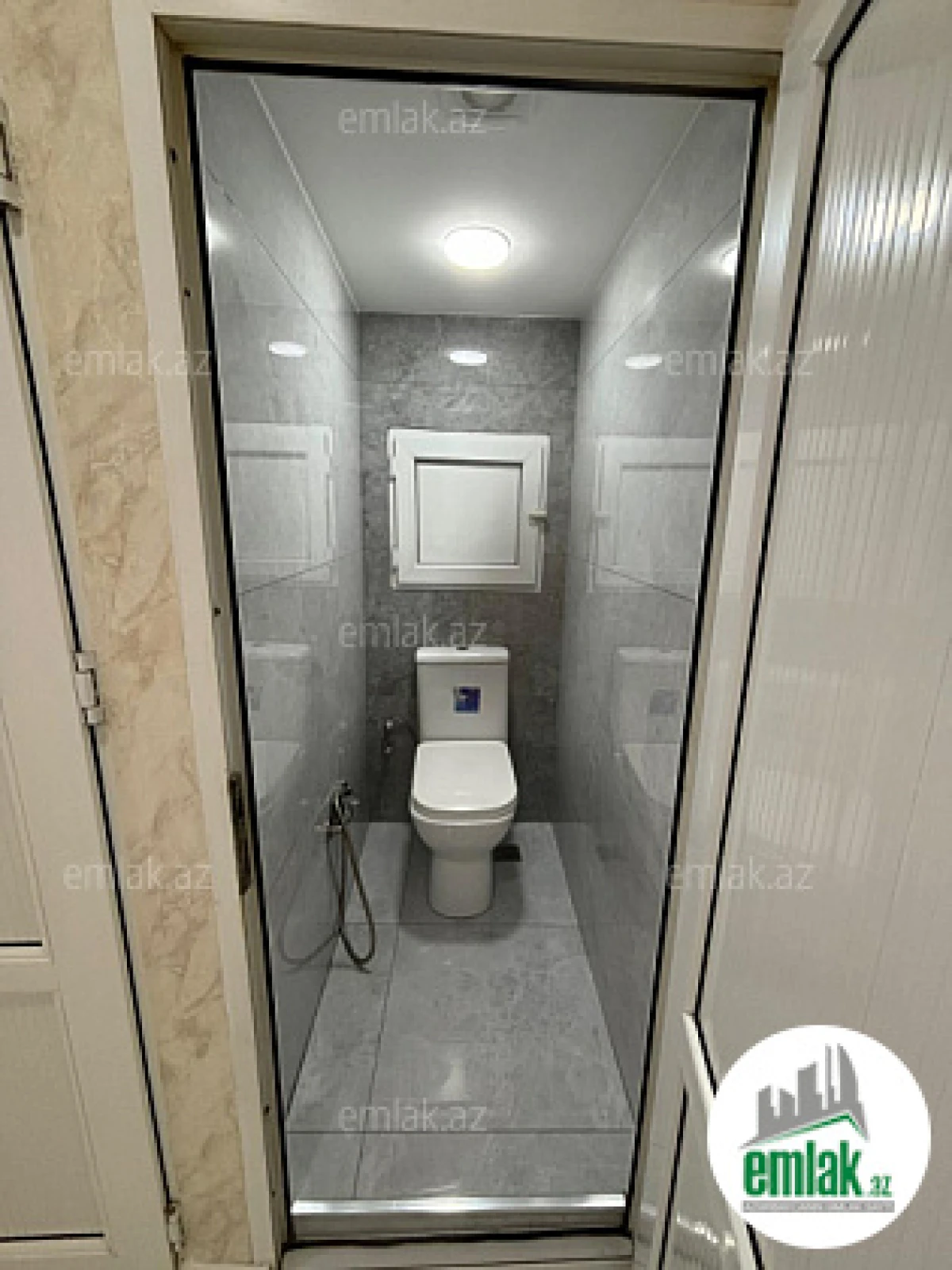 Satılır 2 otaqlı köhnə tikili 55 m²