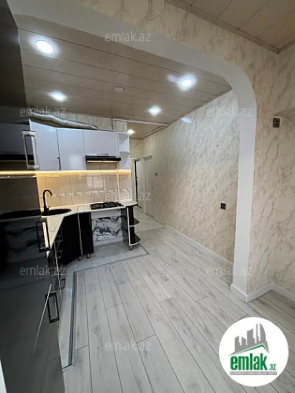 Satılır 2 otaqlı köhnə tikili 55 m²