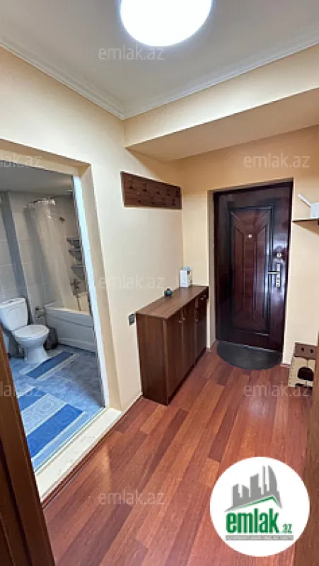 Satılır 1 otaqlı köhnə tikili 36 m²