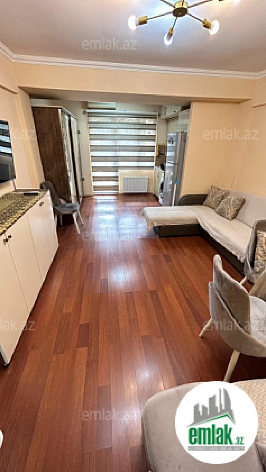 Satılır 1 otaqlı köhnə tikili 36 m²