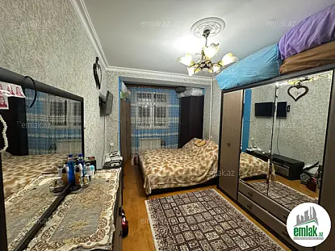 Satılır 2 otaqlı köhnə tikili 45 m²