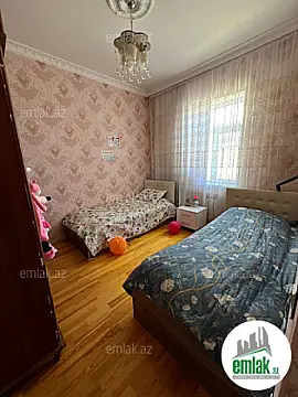 Satılır 4 otaqlı həyət evi 140 m²