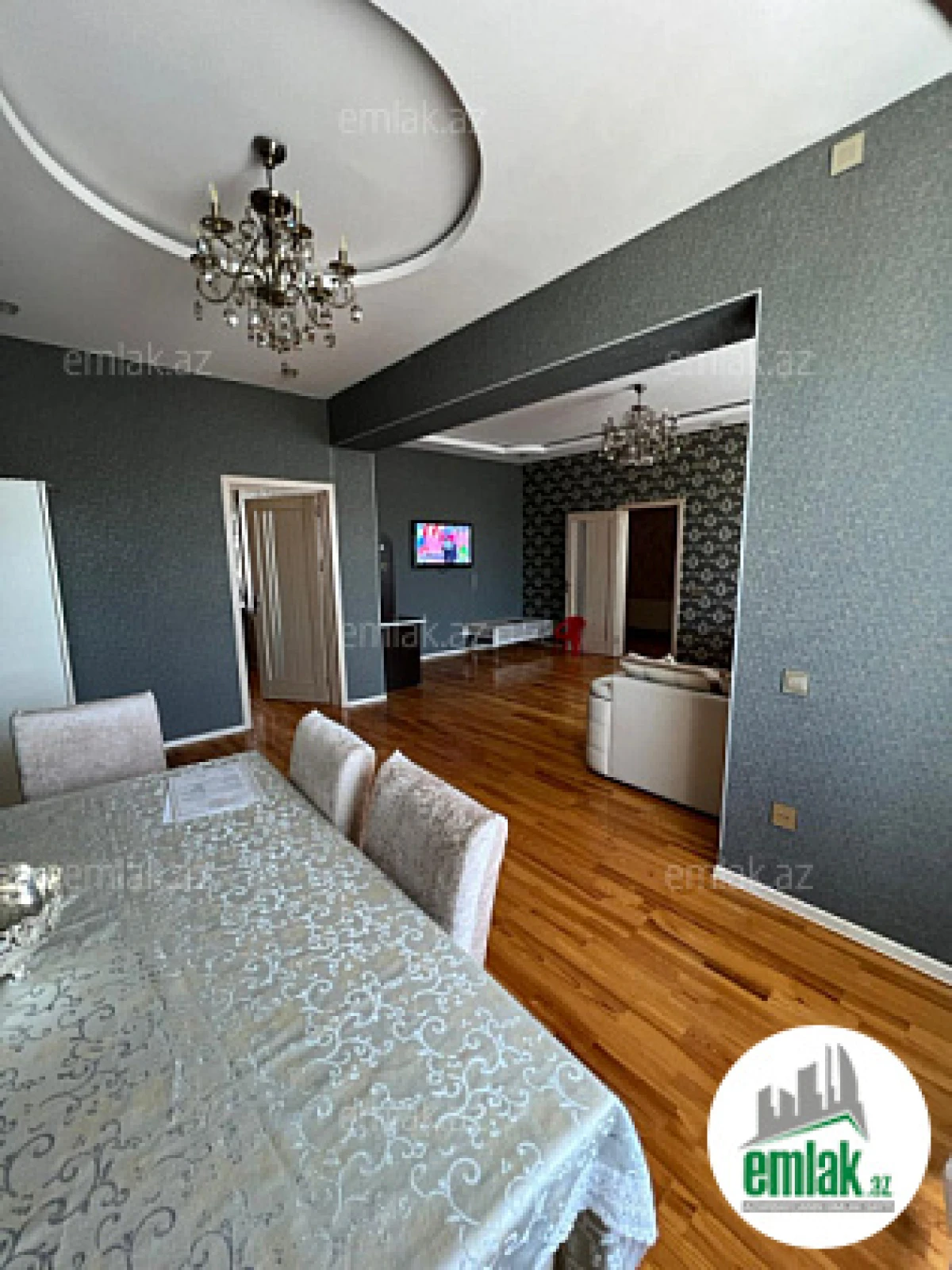 Satılır 4 otaqlı həyət evi 140 m²