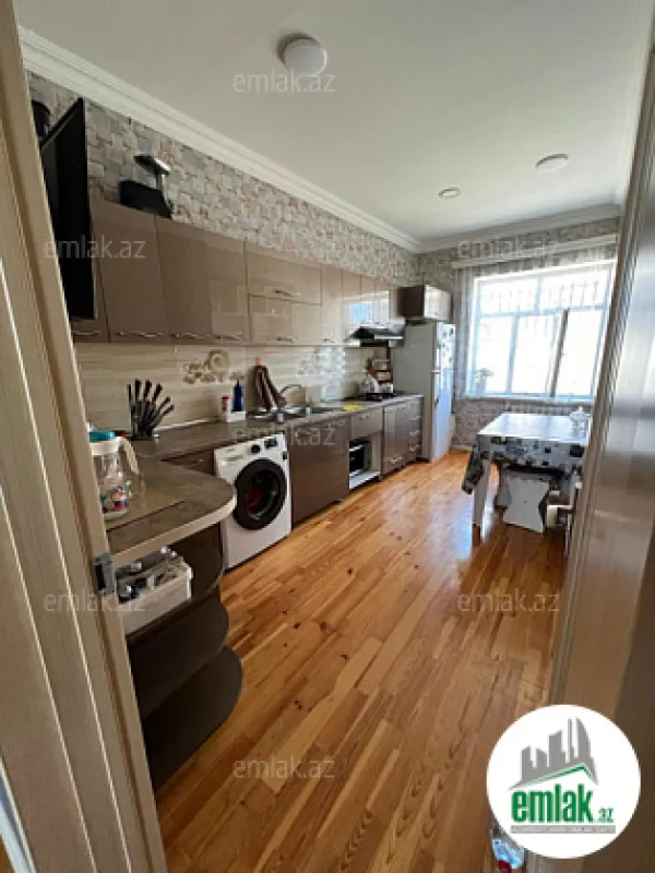 Satılır 4 otaqlı həyət evi 140 m²