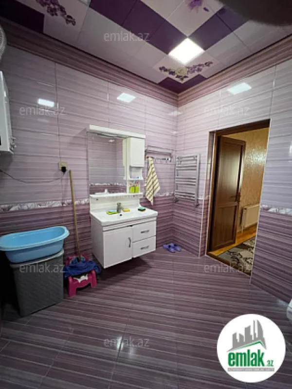 Satılır 4 otaqlı həyət evi 140 m²