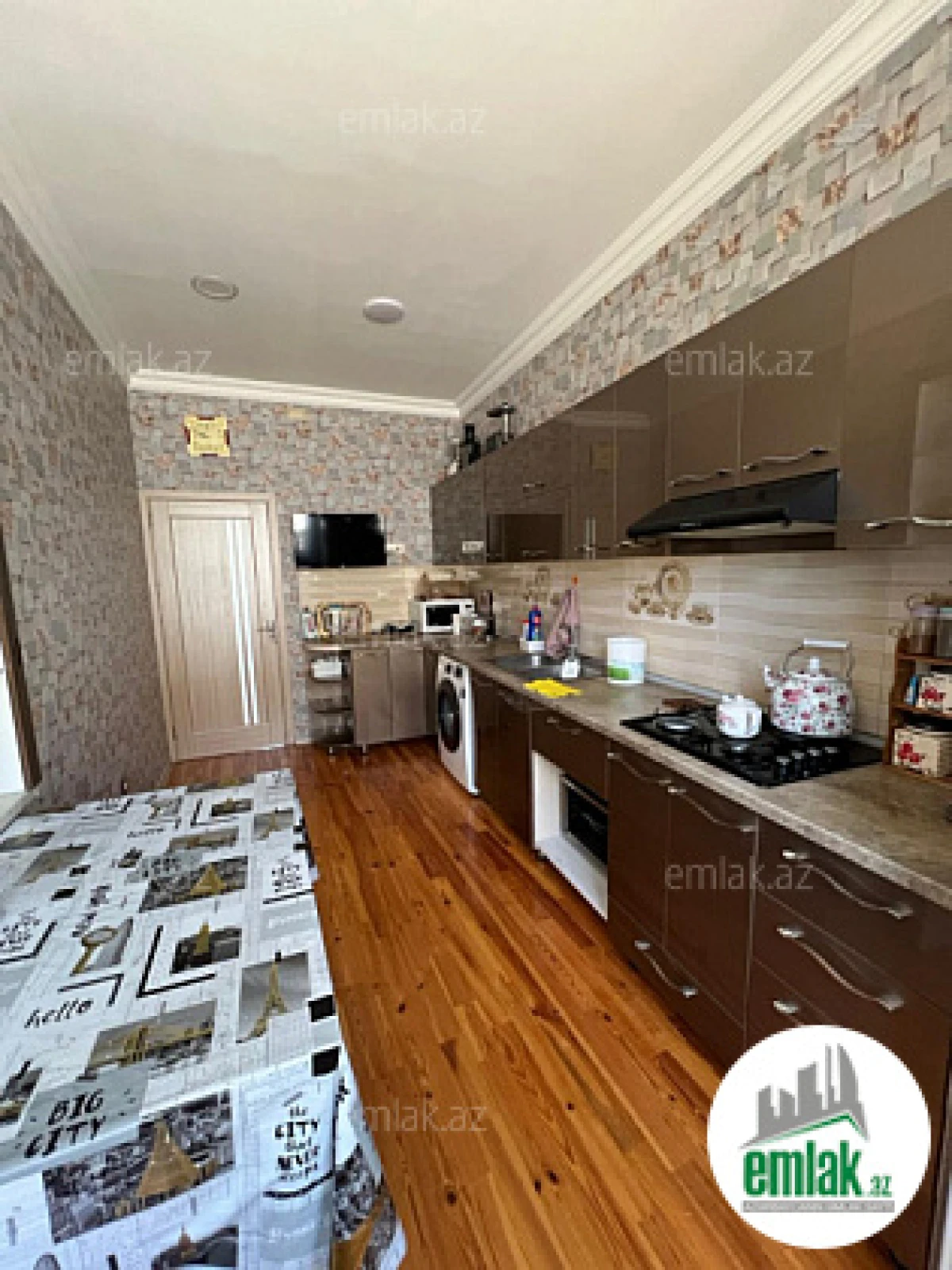 Satılır 4 otaqlı həyət evi 140 m²