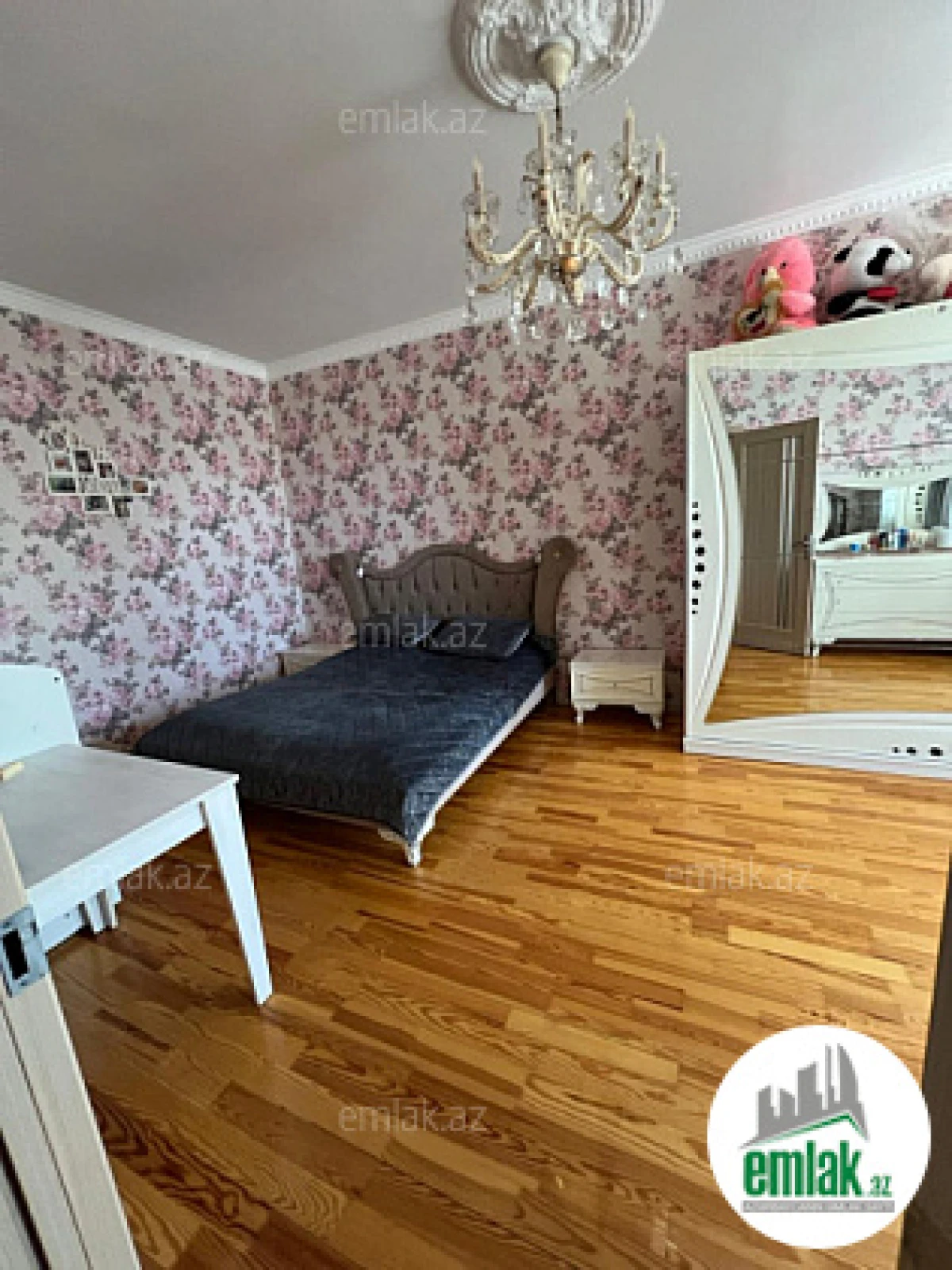 Satılır 4 otaqlı həyət evi 140 m²