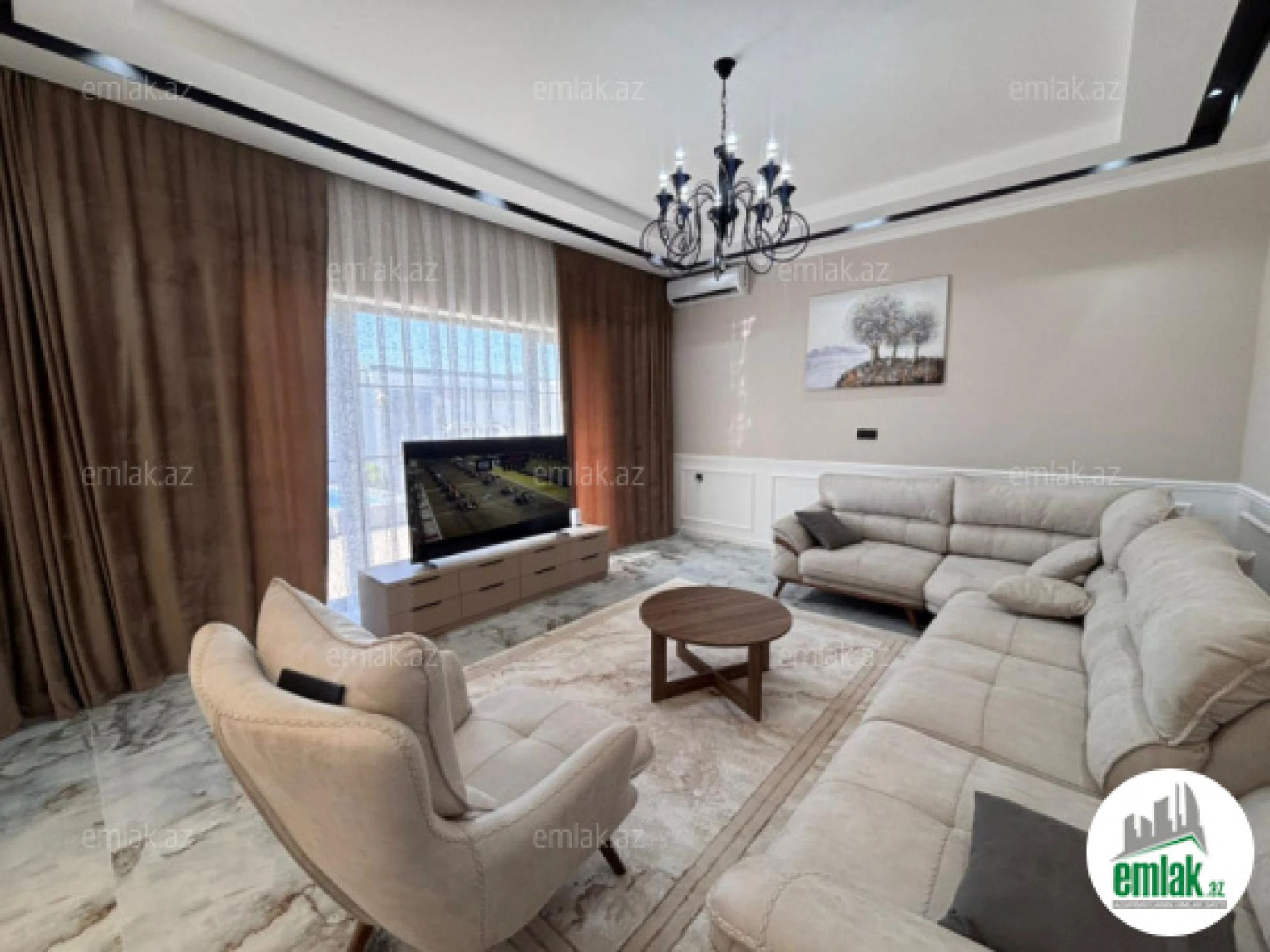 Satılır 4 otaqlı mənzil 150 m²