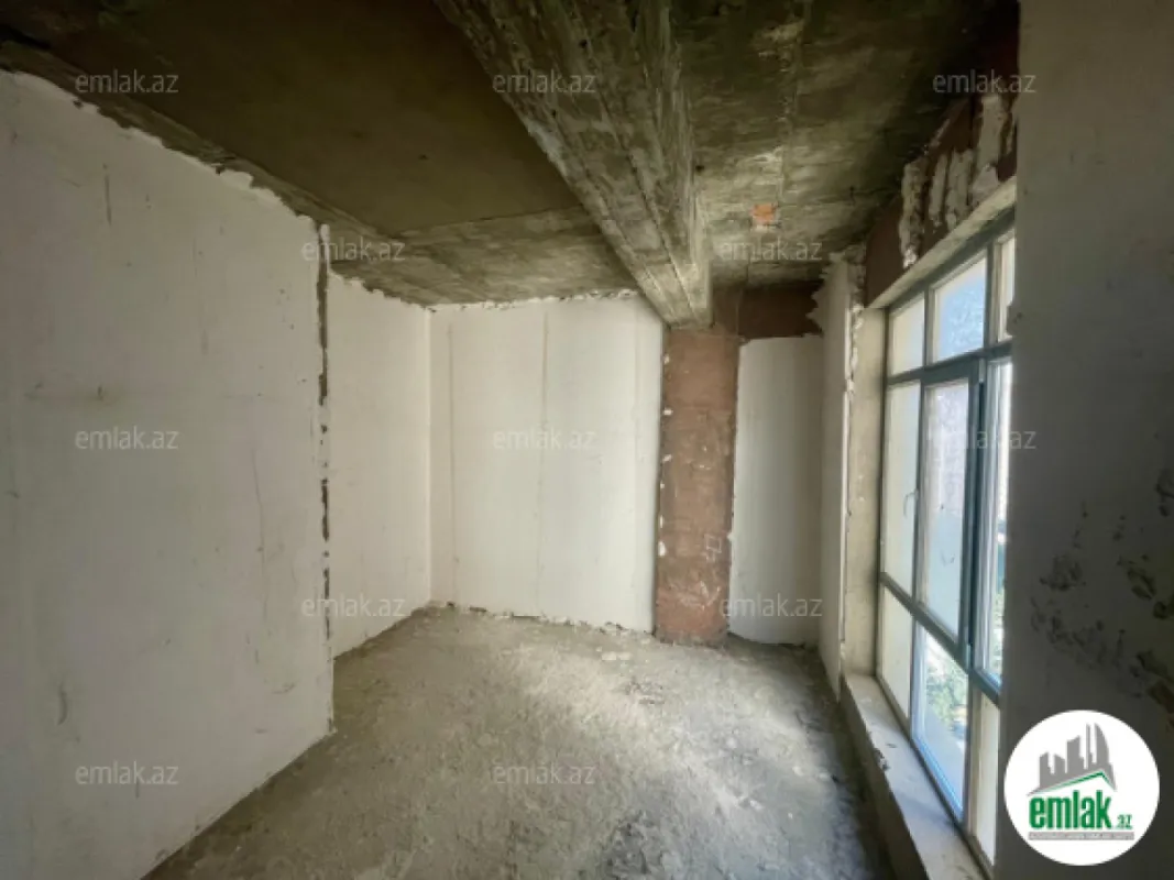 Satılır 3 otaqlı yeni tikili 136 m²