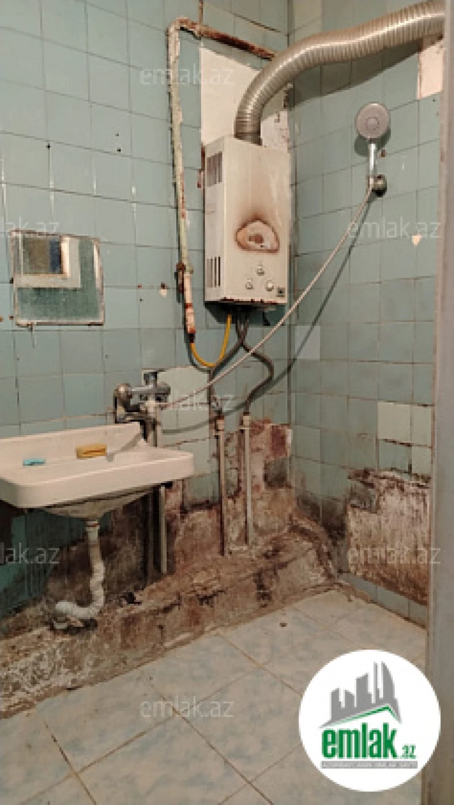 Satılır 3 otaqlı köhnə tikili 85 m²