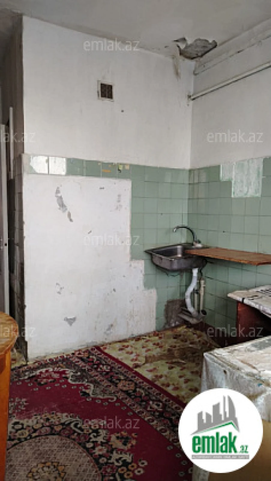 Satılır 3 otaqlı köhnə tikili 85 m²