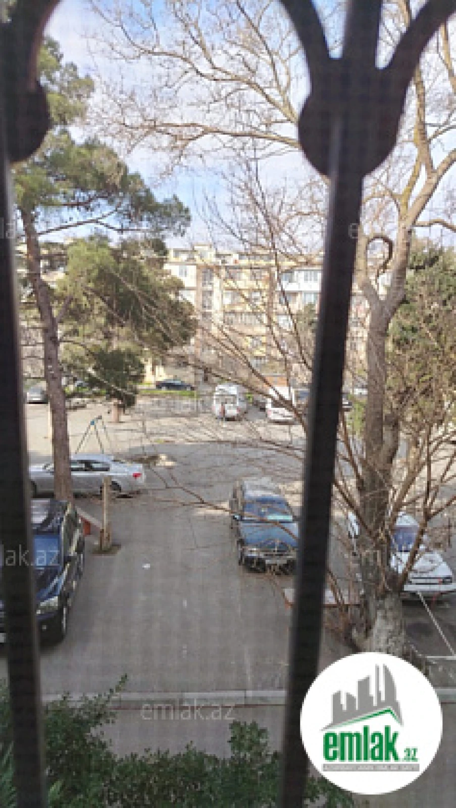 Satılır 3 otaqlı köhnə tikili 85 m²