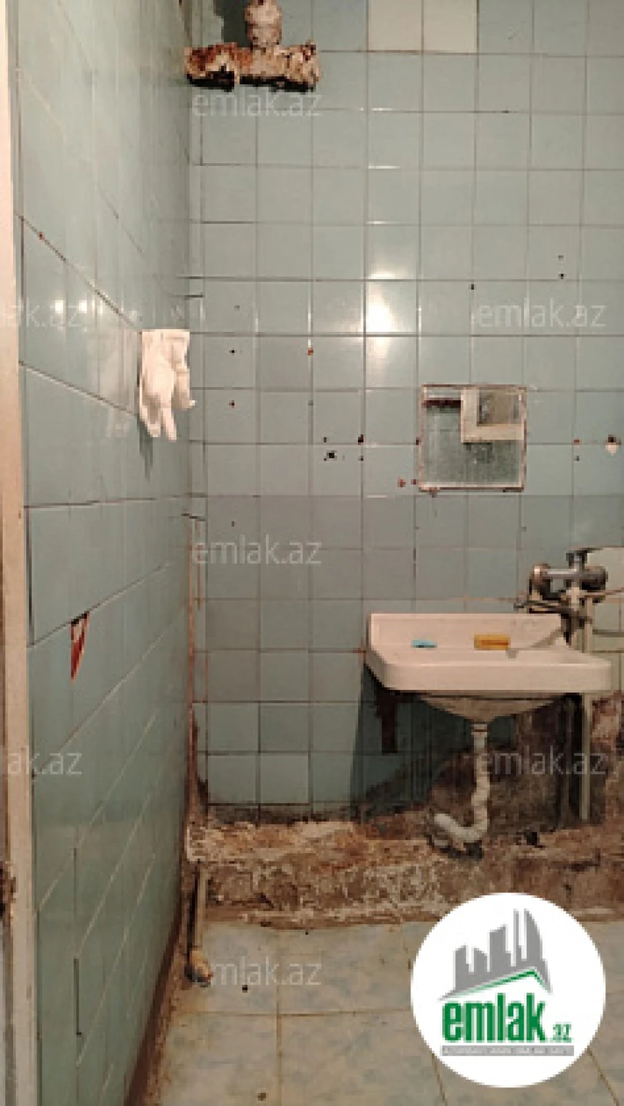 Satılır 3 otaqlı köhnə tikili 85 m²