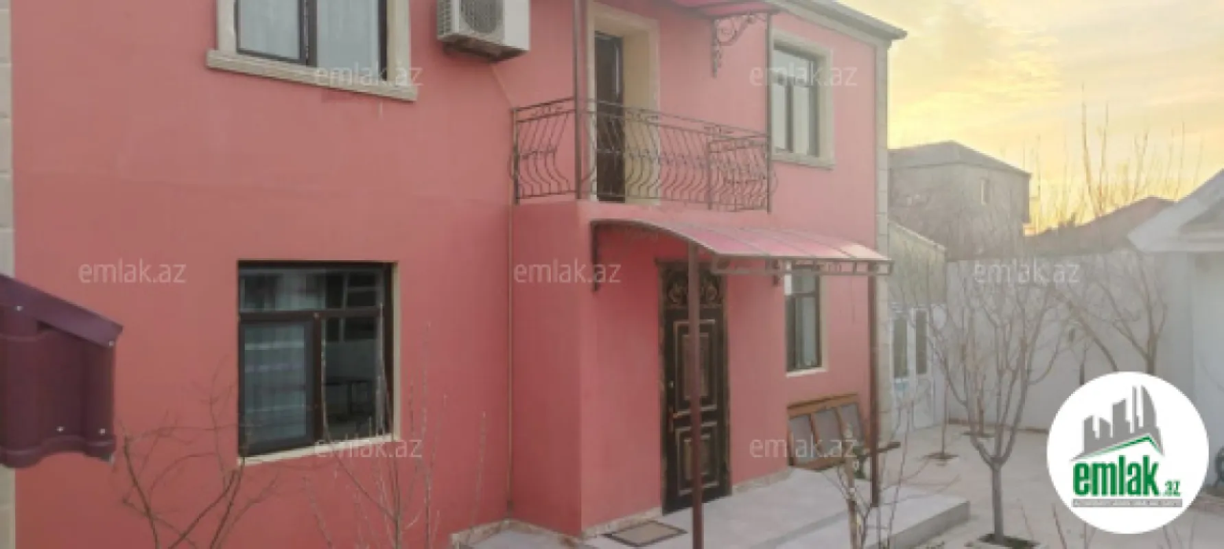 Satılır 6 otaqlı həyət evi 195.2 m²