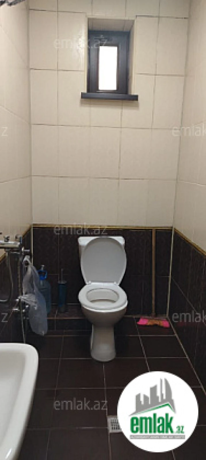 Satılır 6 otaqlı həyət evi 195.2 m²