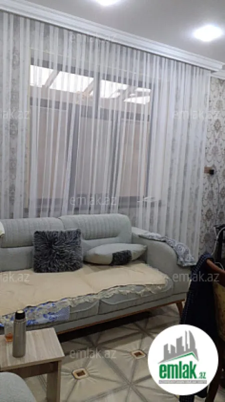 Satılır 6 otaqlı həyət evi 195.2 m²