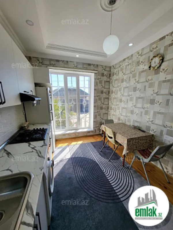 Satılır 3 otaqlı həyət evi 100 m²