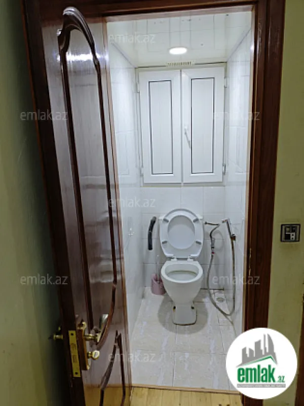 Satılır 2 otaqlı köhnə tikili 54 m²
