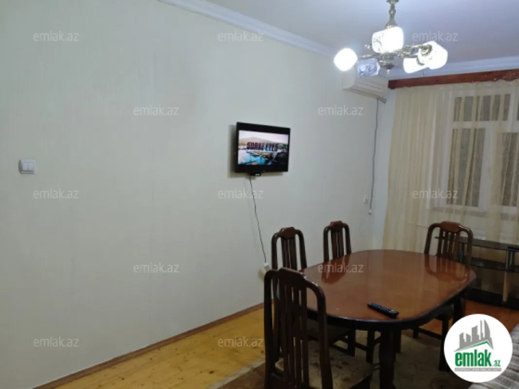 Satılır 2 otaqlı köhnə tikili 54 m²