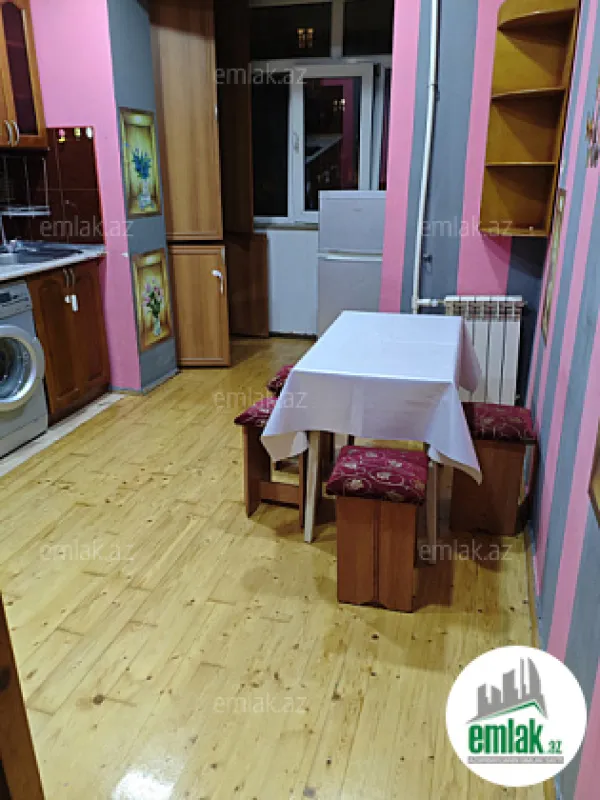Satılır 2 otaqlı köhnə tikili 54 m²