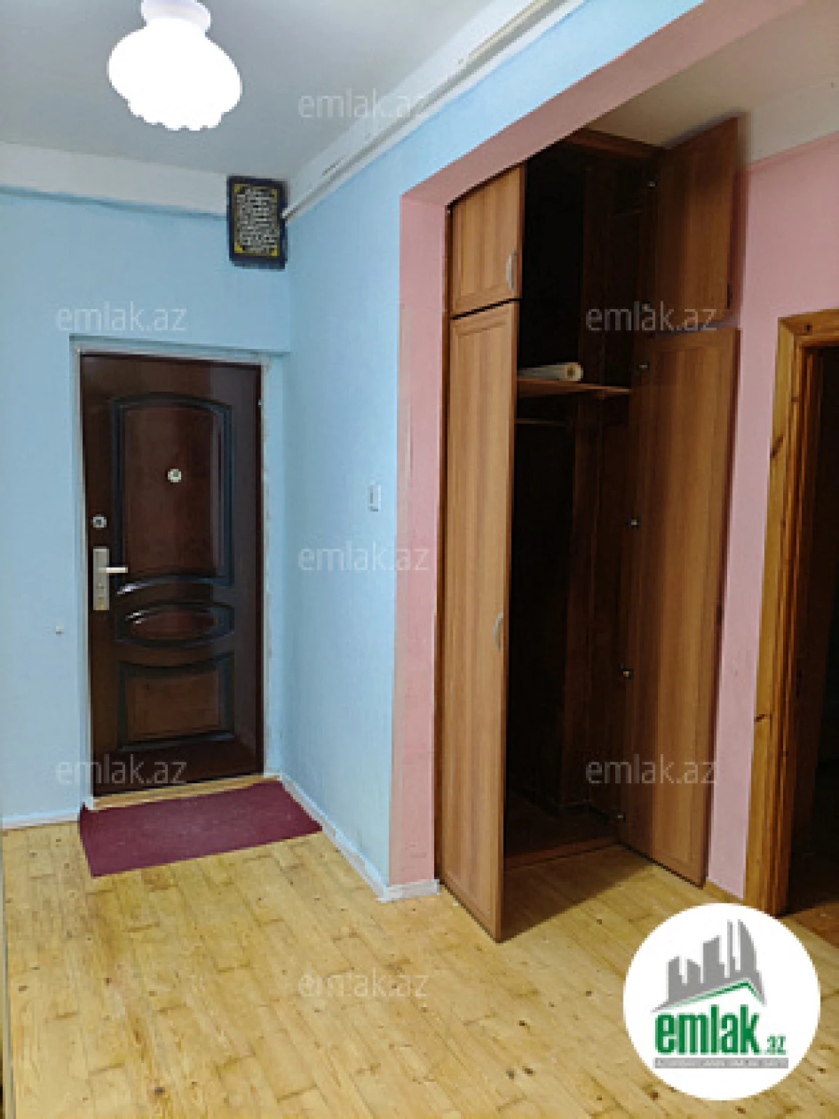 Satılır 2 otaqlı köhnə tikili 54 m²