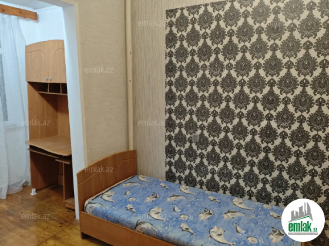 Satılır 2 otaqlı köhnə tikili 54 m²