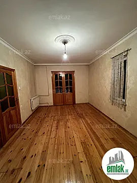 Satılır 2 otaqlı köhnə tikili 45 m²