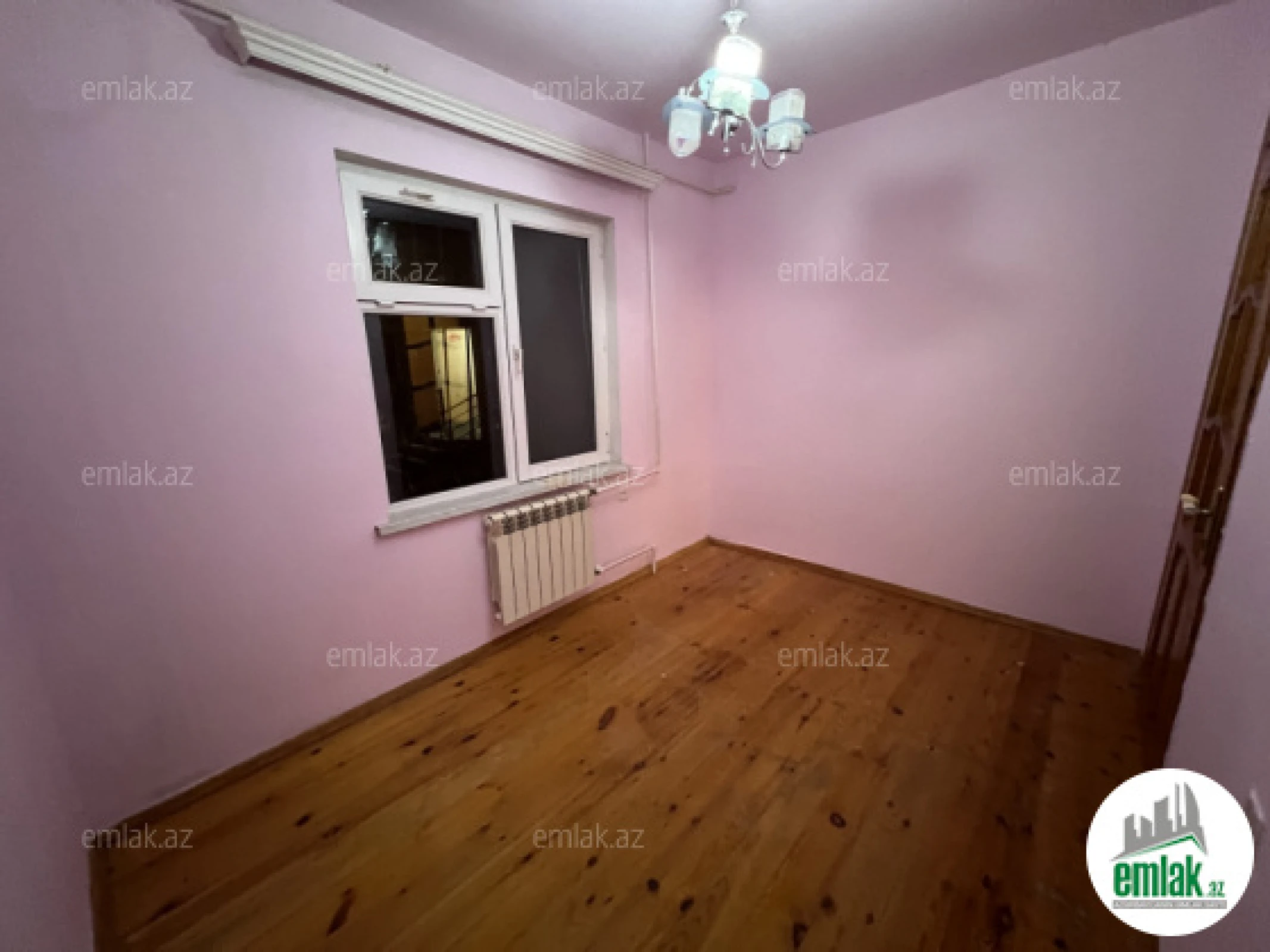 Satılır 2 otaqlı köhnə tikili 45 m²