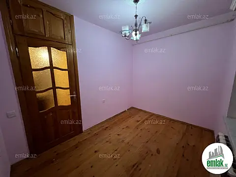 Satılır 2 otaqlı köhnə tikili 45 m²