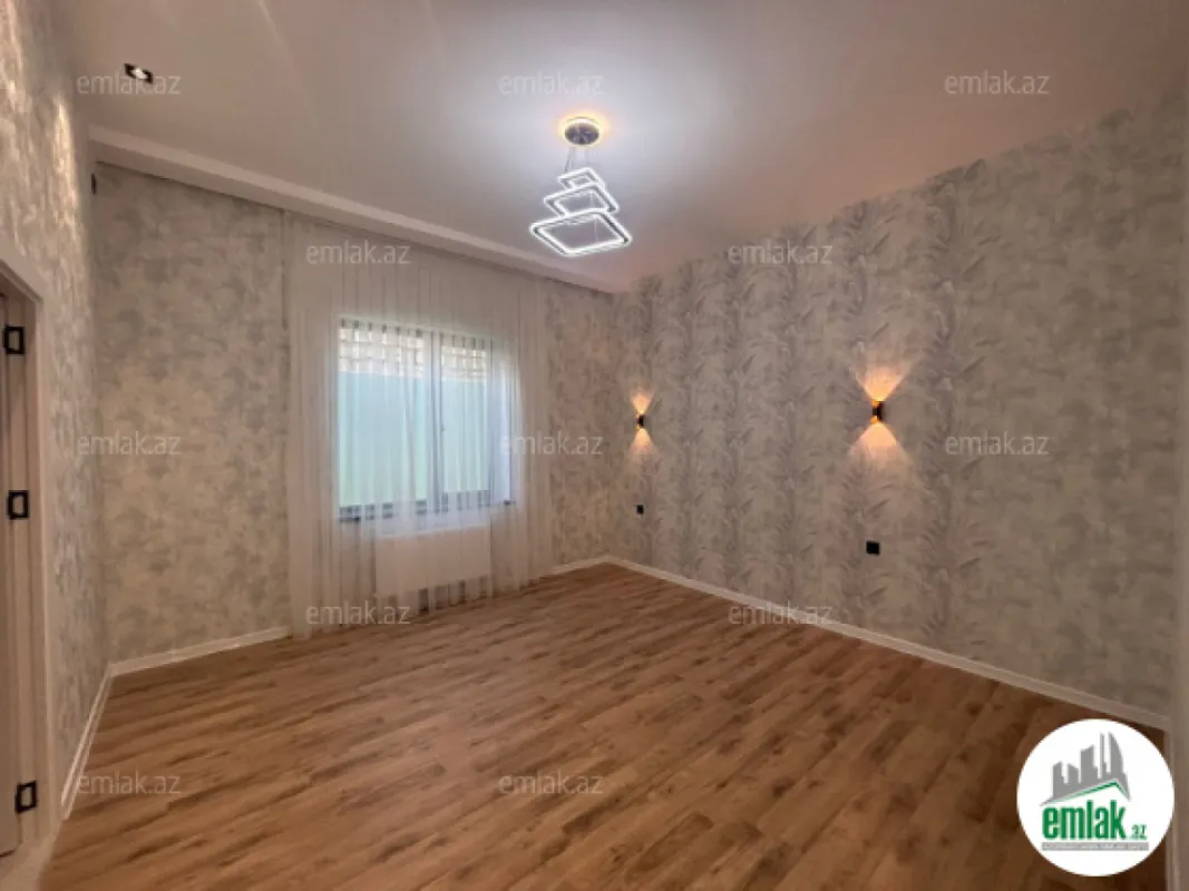 Satılır 4 otaqlı mənzil 160 m²