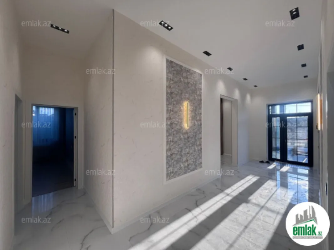 Satılır 4 otaqlı mənzil 160 m²