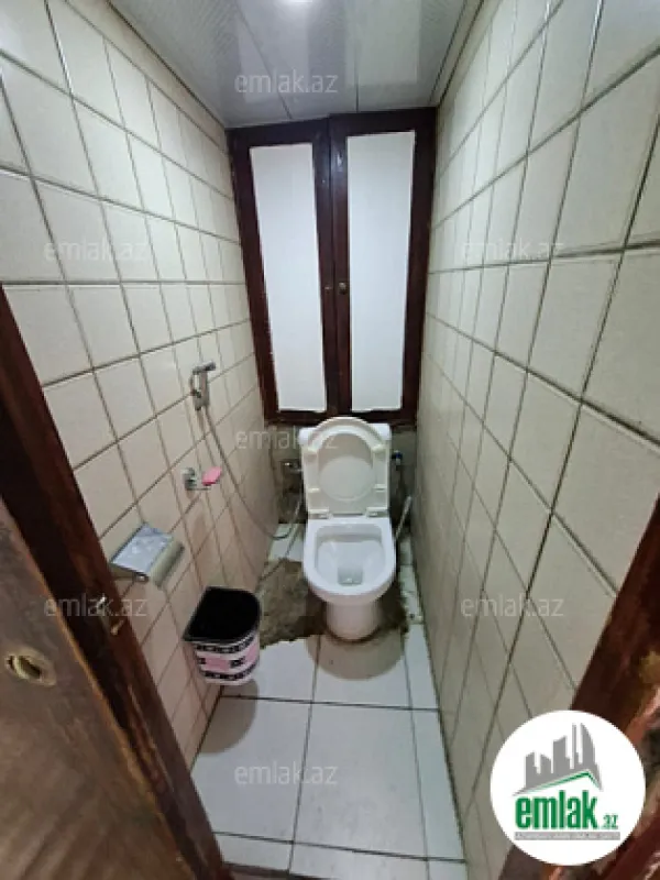 Satılır 3 otaqlı köhnə tikili 80 m²