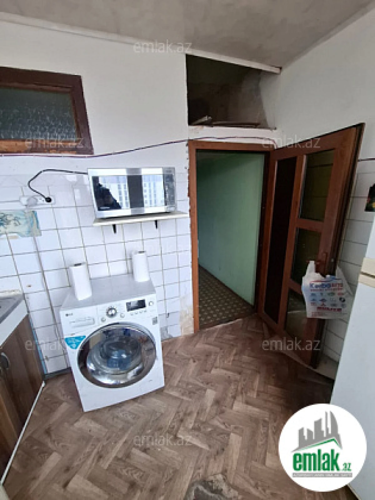 Satılır 3 otaqlı köhnə tikili 80 m²