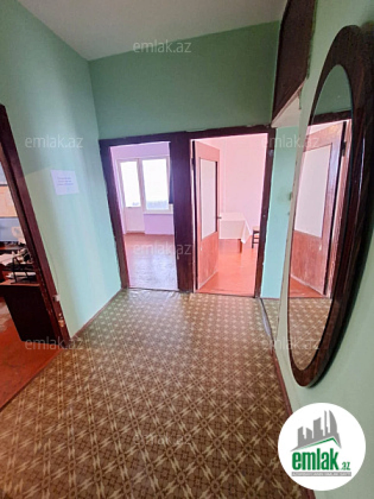 Satılır 3 otaqlı köhnə tikili 80 m²