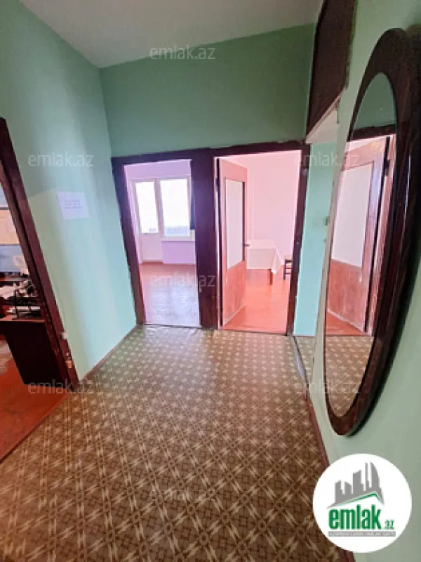 Satılır 3 otaqlı köhnə tikili 80 m²