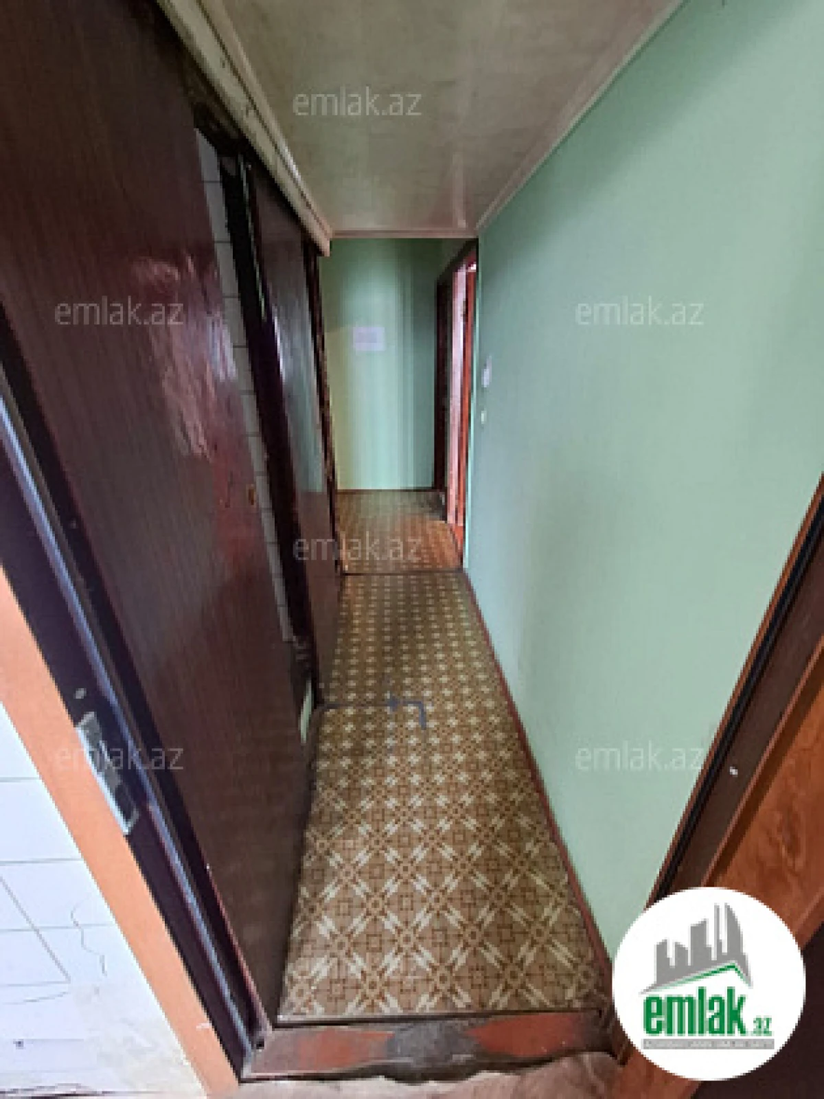 Satılır 3 otaqlı köhnə tikili 80 m²