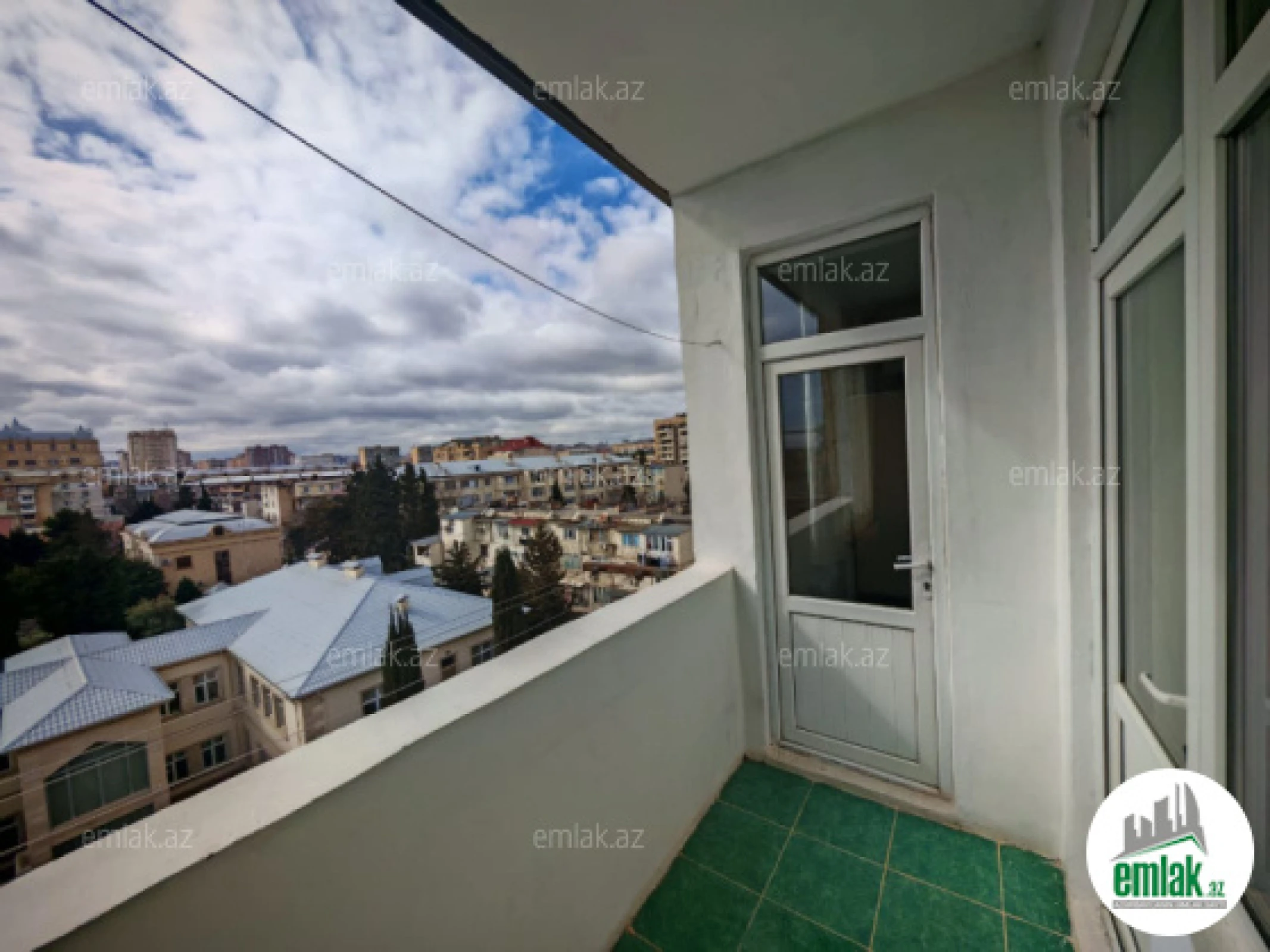 Satılır 1 otaqlı yeni tikili 42 m²